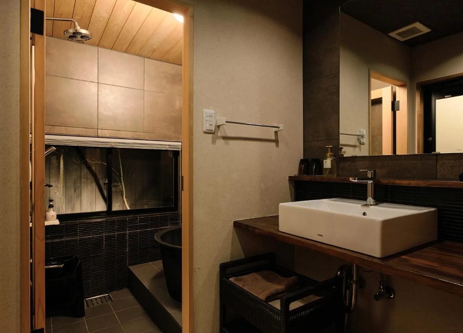 京都市Tsumugi Horikawakichimonjiアパートメント